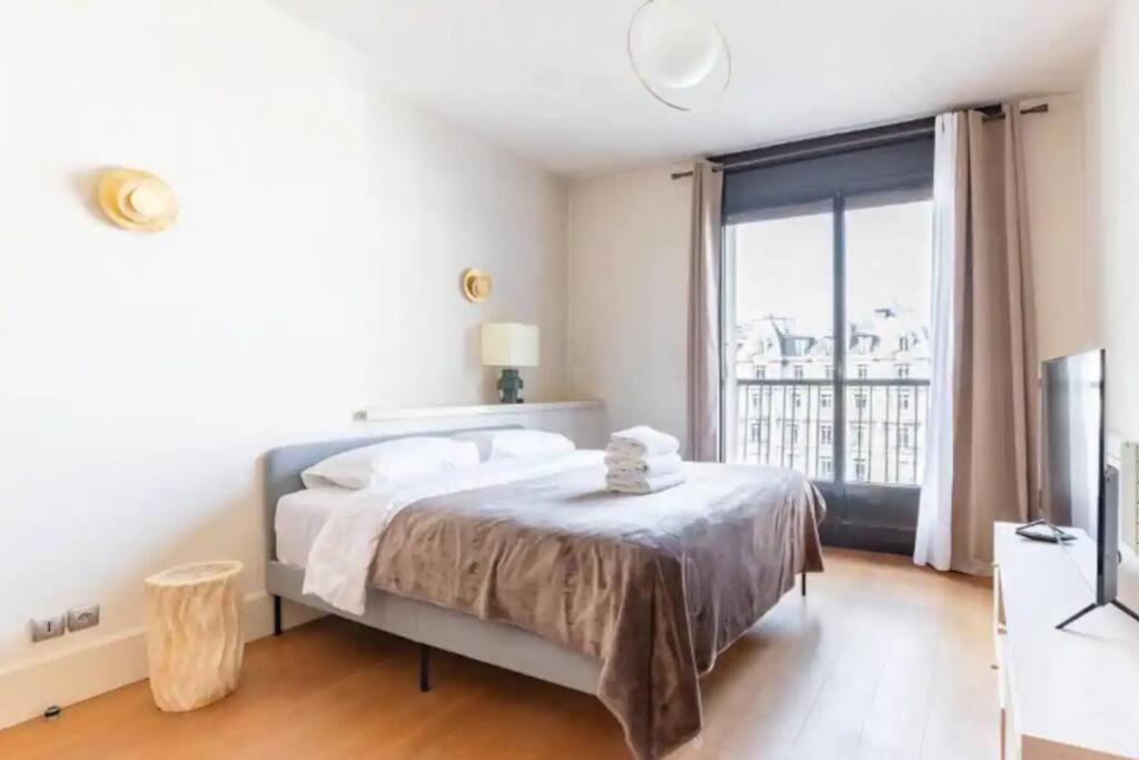 Avenue Montaigne Luxury Apartment 2Br 4P Paris Exteriör bild
